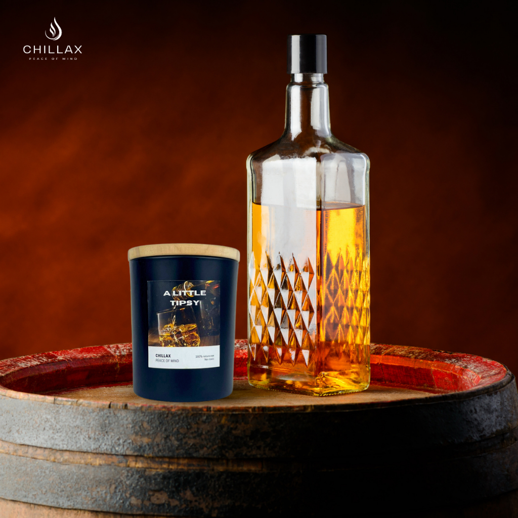 Nến Thơm Phòng Thư Giãn CHILLAX Cao Cấp Tinh Dầu Thiên Nhiên Hương Thơm Rượu Whiskey A LITTLE TIPSY