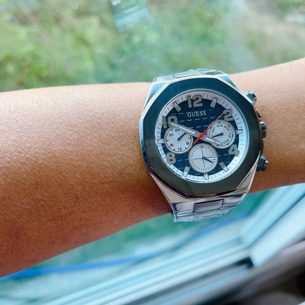 Đồng Hồ Nam Guess Empire Chronograph Silver GW0489G1