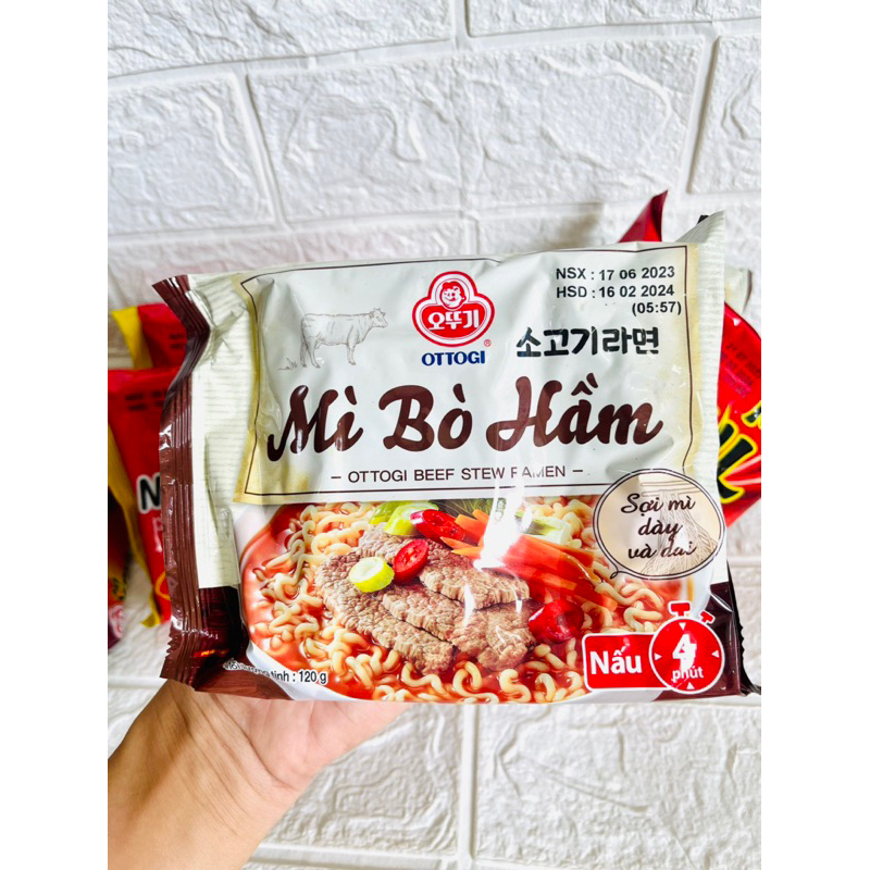 Mì Ottogi Mì YEUL - Mì Bò Hầm - Mì Kim Chi Gói 120g