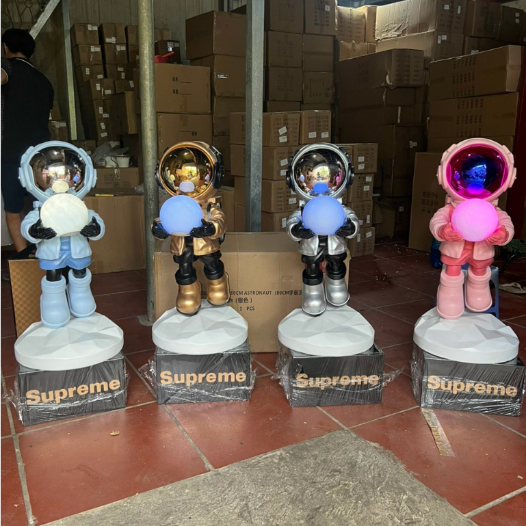 Mô hình phi hành gia bê đèn 75cm -BearBrick decor nhà cửa-tượng kèm đèn trang trí,đẹp-rẻ,hot hít,độc lạ,quà tặng ý nghĩa