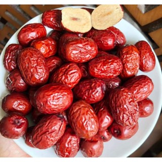 Táo đỏ Tân Cương - size trung 1kg