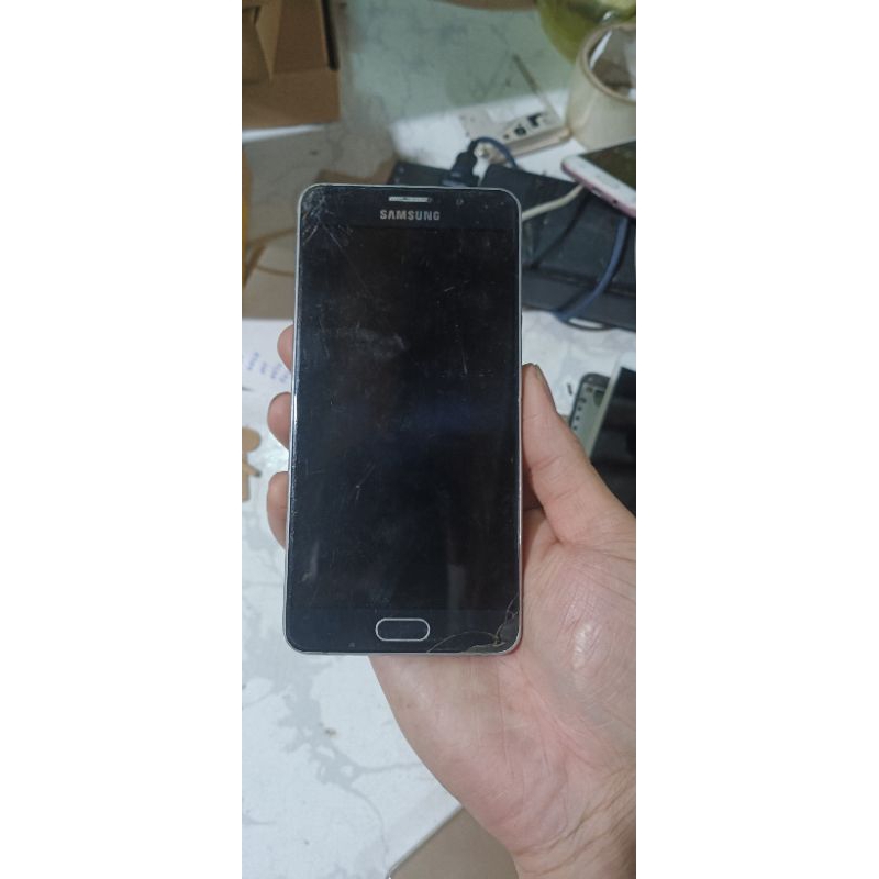 Cụm Xác Samsung A510 sống full zin hư màn hình