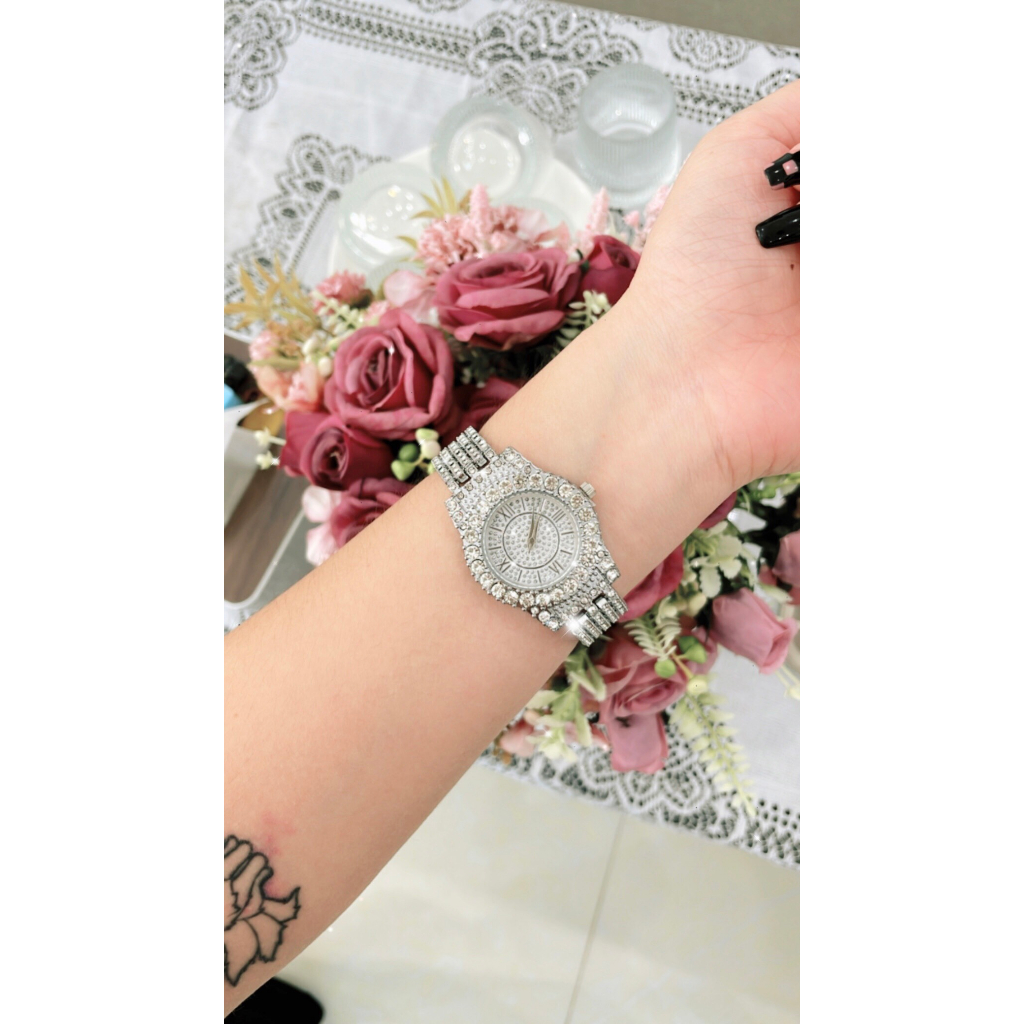 Đồng hồ FULL ĐÁ CAO CẤP - Đeo lên tay cực sáng