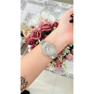 Đồng hồ full đá cao cấp - đeo lên tay cực sáng