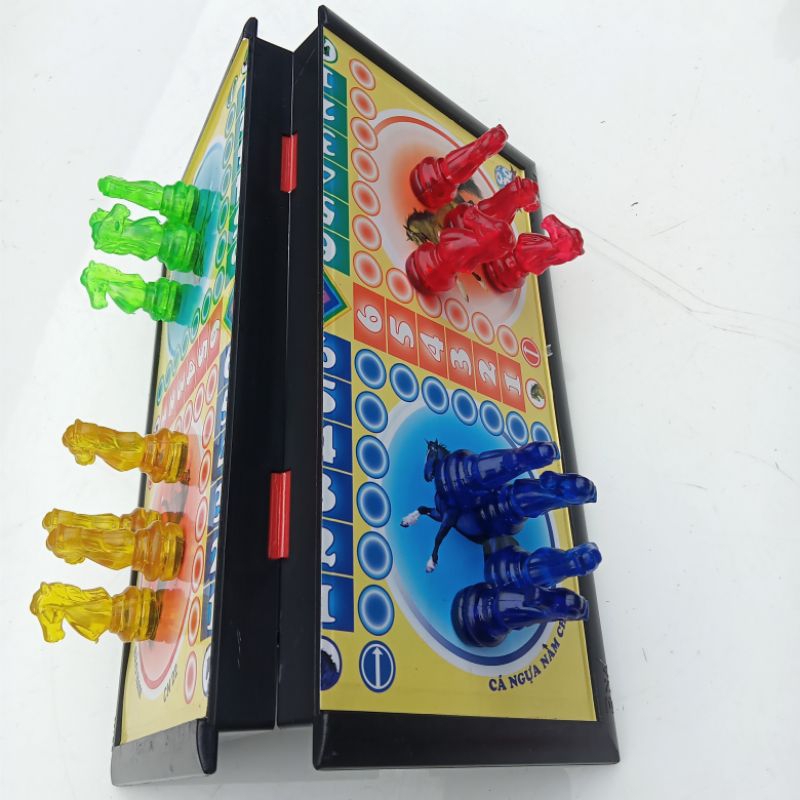 Cờ cá ngựa cao cấp CV22 Bảo Nam có gắn nam châm