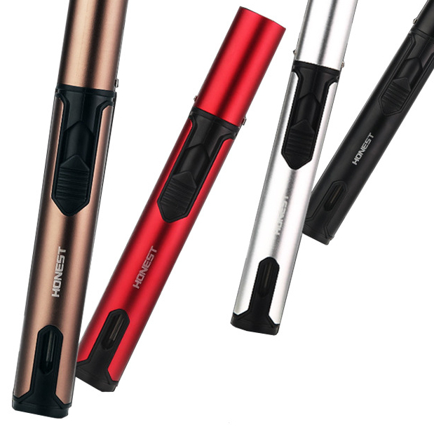 Đầu kh.ò cầm tay nướng bánh, trà sữa