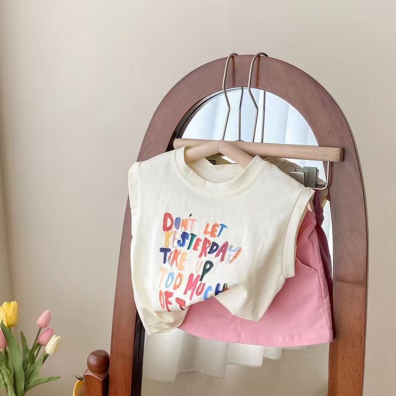 Bộ áo cotton sát nách kèm chân váy hồng - B26
