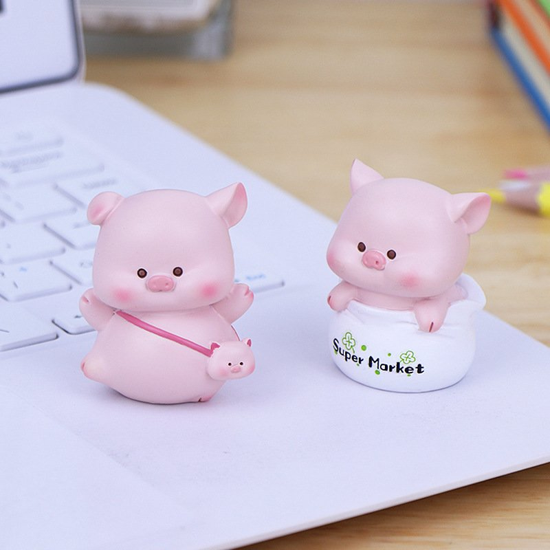 Set 4 heo mini nhỏ nhắn xinh xắn siu cute , trang trí bàn làm việc , trên xe máy , taplo ô tô ....