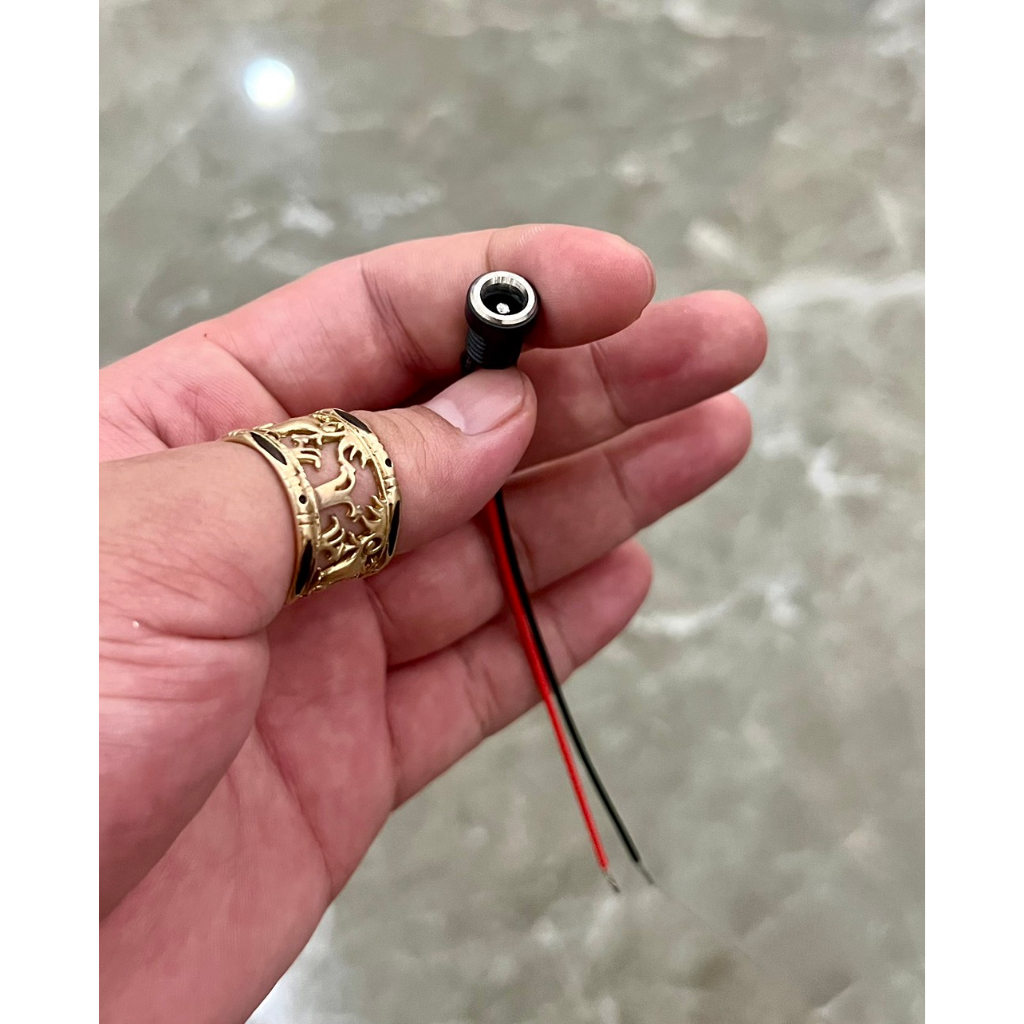 Jack sạc DC 5.5*2.1mm có dây AWG24 siêu dai, lỗ khoan 10mm. BN.