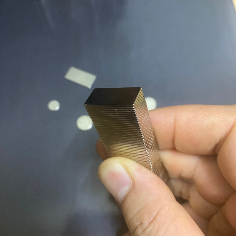 Combo 10 viên nam châm mỏng 1mm siêu dính