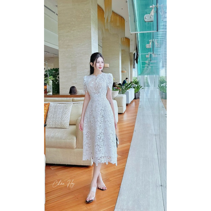 ĐẦM REN MẪU MỚI TIỂU THƯ ĐẠI DƯƠNG