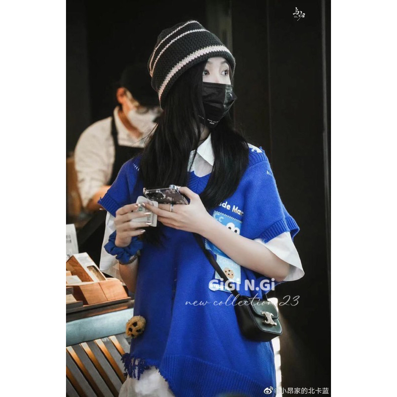 Set áo gile xanh + sơ mi trắng