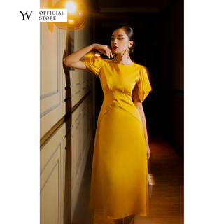 Đầm midi hở lưng thu hút