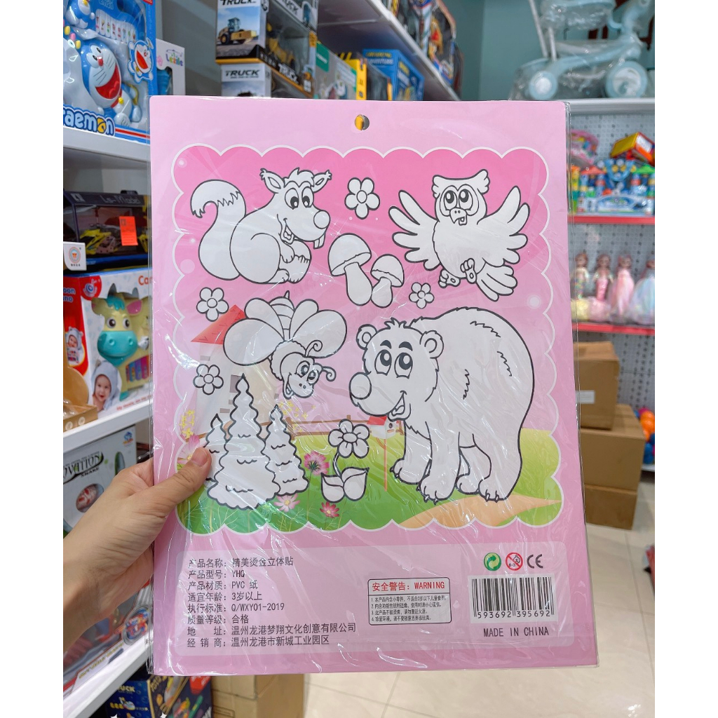 Vỉ Sticker gấu dâu có hình vẽ