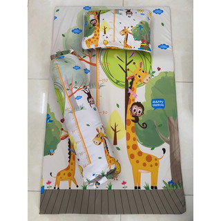 Set bé đi học