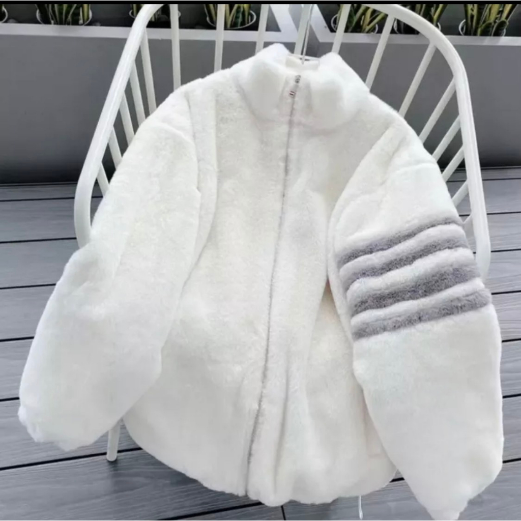 Áo Khoác Lông Thome Mượt Dày Dặn Cao Cấp - Áo Khoác Lông Cừu Phối 4 Sọc Tay Fom Dáng Unisex Nam Nữ