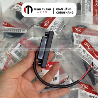 Công tắc mở cốp sau, nút mở cốp sau xe Morning(12-21), I10(14-21), Picanto, Rio, Accent. Cao su mở cốp hậu mã 812601W220