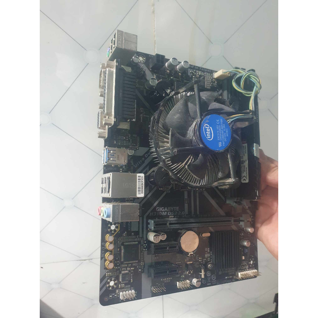 Comboo main h310 + chip + ram