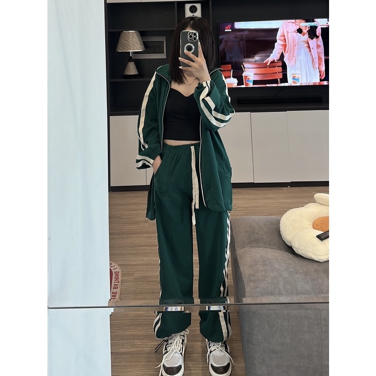 Set đồ thu đông form rộng unisex, bộ đồ nỉ sọc viền chất liệu nỉ ngoại ấm áp kiểm dáng trẻ trung năng động | BigBuy360 - bigbuy360.vn