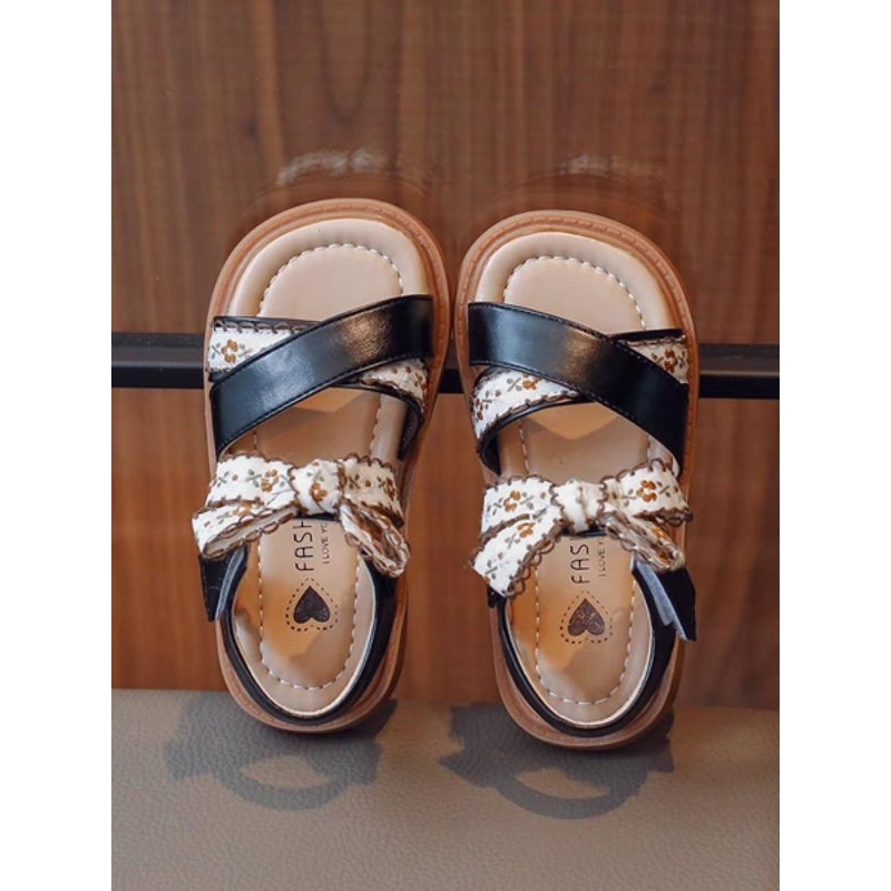Sandal quai chéo thêu hoa vintage cho bé gái đi học - Dép quai hậu đính nơ vải thêu hoa nổi bật cho bé mã hàng full box