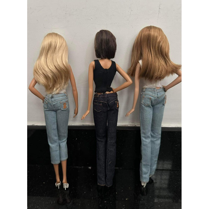 Búp bê Barbie Basics Jean