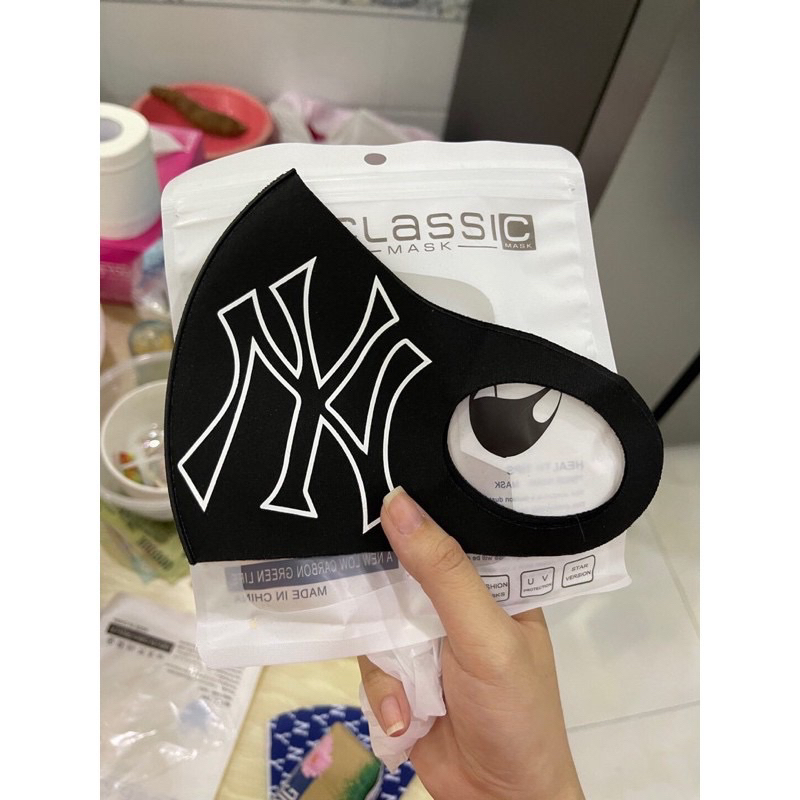 Khẩu trang unisex in hình mbl 2024 nhiều màu