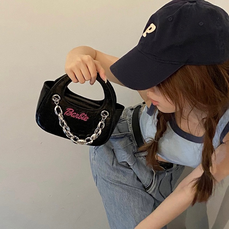 Túi đeo chéo dáng tròn Barbie Butterfly