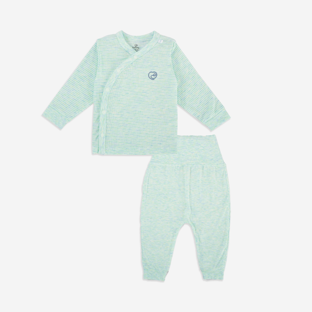 Bộ Quần Áo Sơ Sinh cho bé, bộ sơ sinh cài cúc chéo chất liệu Siro Cotton BU Baby BSR110800 | Quần áo BU Baby chính hãng