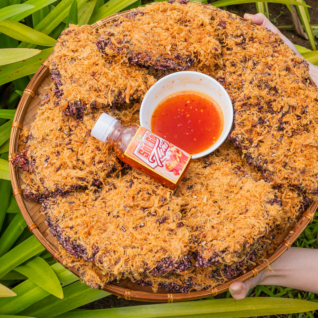 Cơm cháy gạo lứt siêu chà bông - cơm cháy đáy nồi - túi 500gr - bếp chè thái