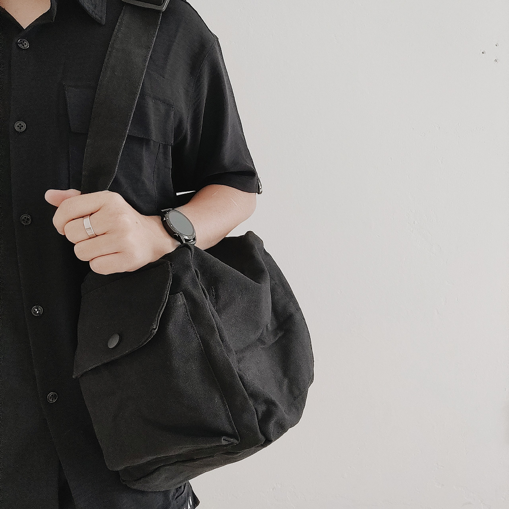 Túi đeo chéo vải canvas 2 túi hộp bên hông kiểu dáng hiện đại