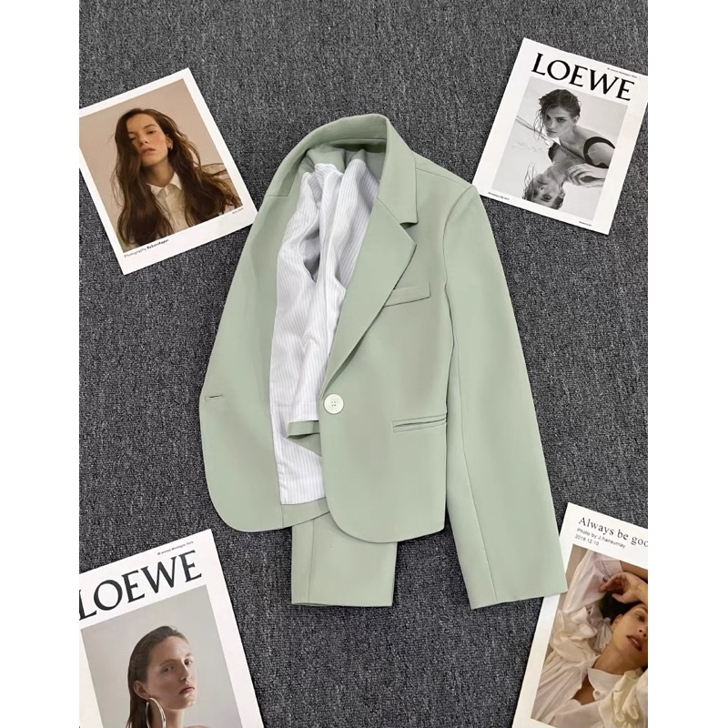 Áo blazer dáng ngắn