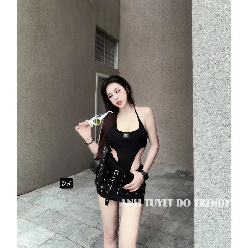 BỘ ÁO BODY KÈM CHÂN VÁY OZE