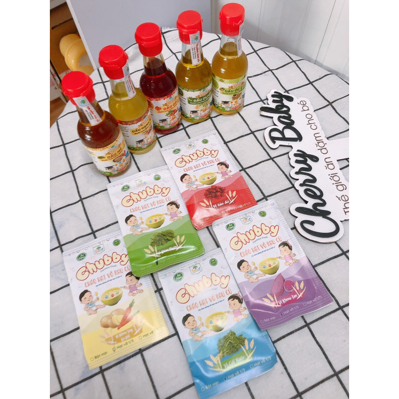 Dầu ăn dặm Chubby cá hồi, oliu, mè, gấc, hạnh nhân, óc chó