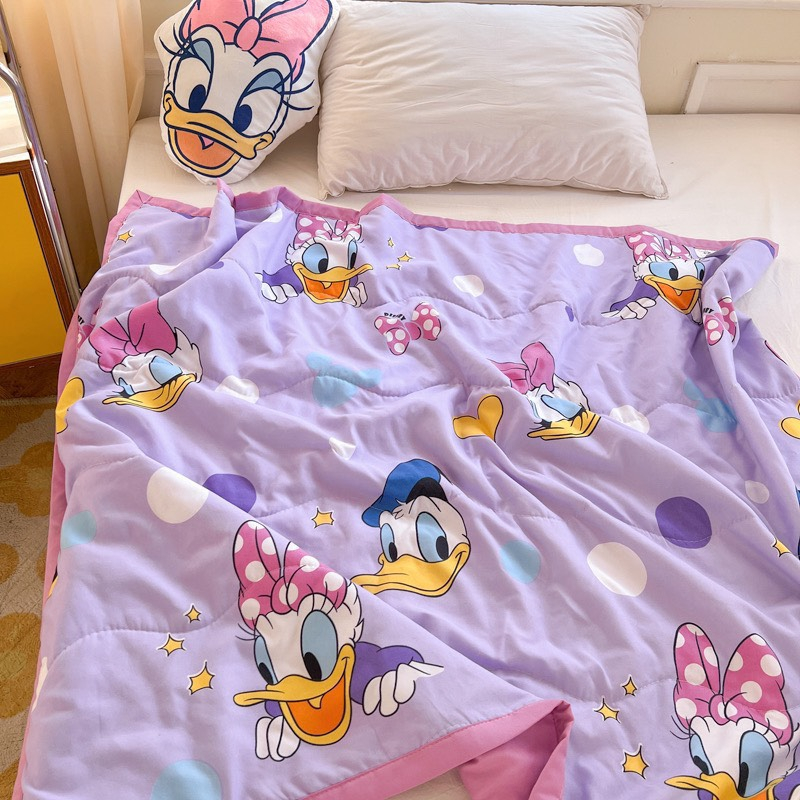 Chăn nhẹ hoạt hình Disney cho bé đi học kích thước 1.1m * 1.5m