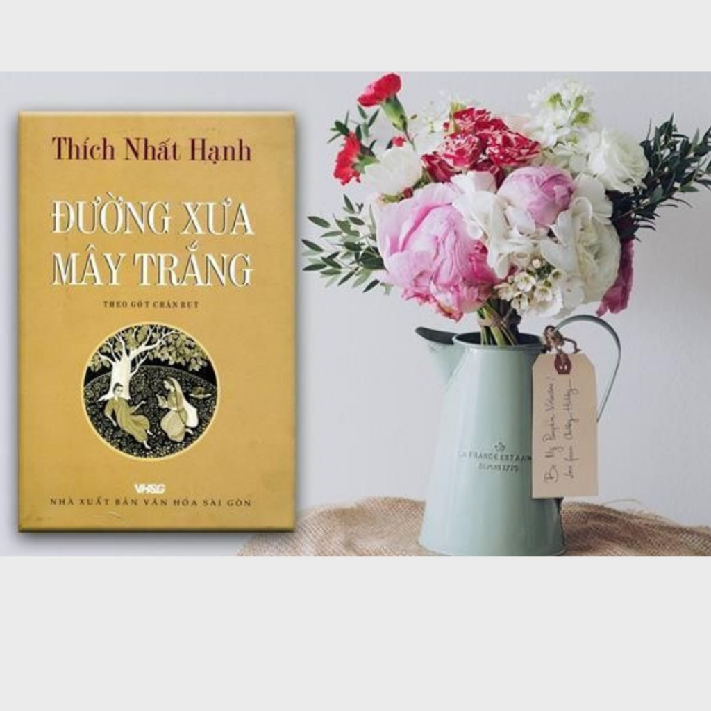 Sách - Đường Xưa Mây Trắng