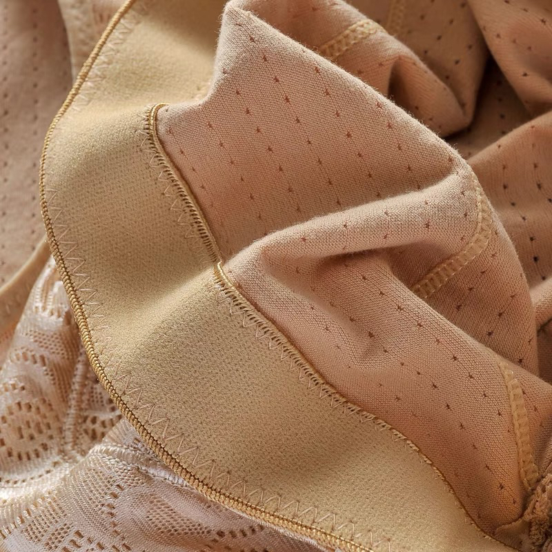 Quần Lót Ghen Bụng Cạp Thông Hơi Phối Hoa Nổi Xịn Sò Luôn