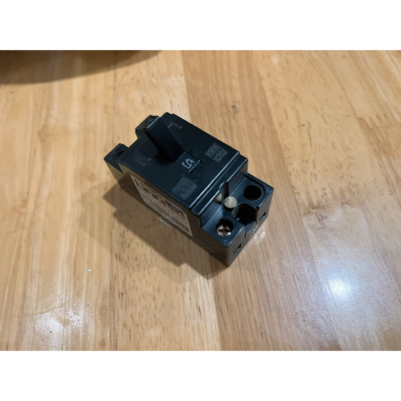 CB cổ 20A Nhật bãi - đã qua sử dụng/Điện 110/220v