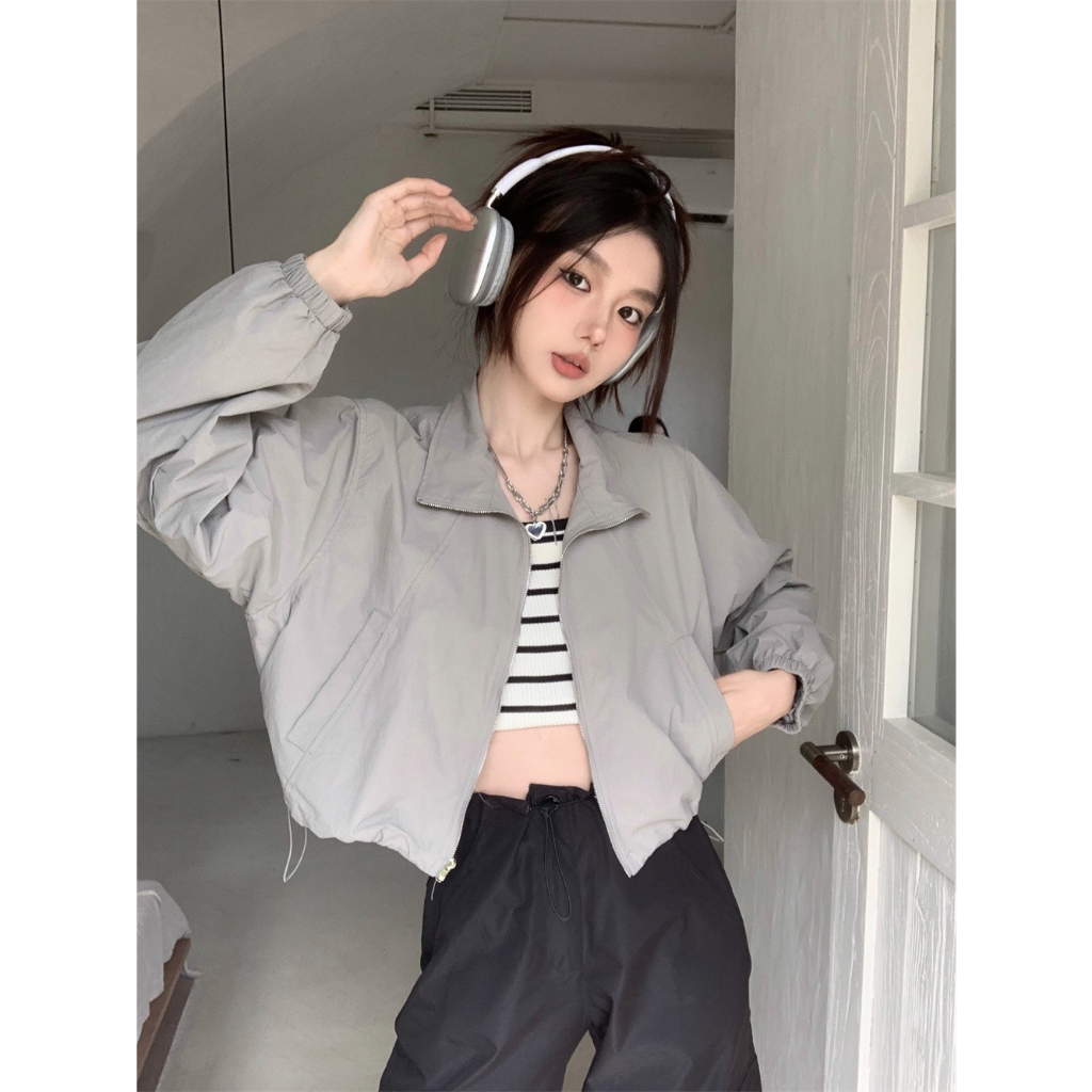 Áo khoác croptop gió dù nữ túi xỏ chất gió nhăn 2 lớp lót gió lụa dây đai đuôi áo,Áo gió dáng ngắn Shine.Clothes