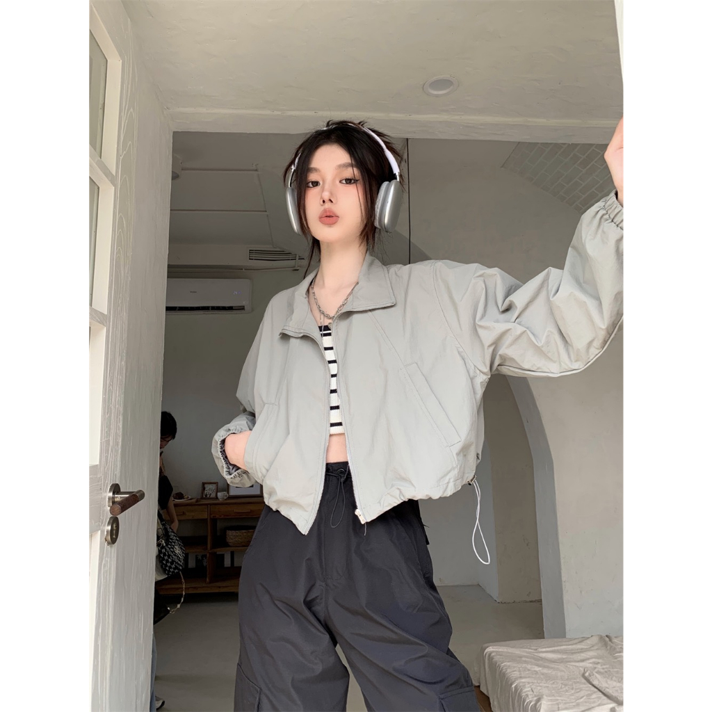 Áo khoác croptop gió dù nữ túi xỏ chất gió nhăn 2 lớp lót gió lụa dây đai đuôi áo,Áo gió dáng ngắn Shine.Clothes