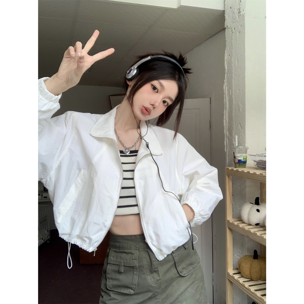 Áo khoác croptop gió dù nữ túi xỏ chất gió nhăn 2 lớp lót gió lụa dây đai đuôi áo,Áo gió dáng ngắn Shine.Clothes