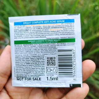 Dưỡng Chất giảm Mụn Sáng Da Garnier 1.5ml