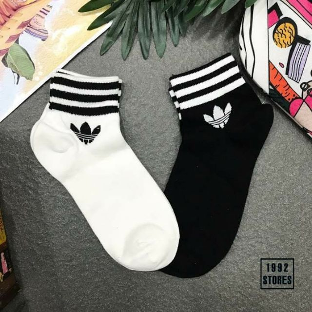 TẤT adidasss trắng