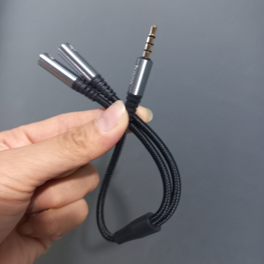Cáp gộp 2 chân tai nghe chia chân tai nghe 3.5mm Mic + audio hoco UPA21 2in1