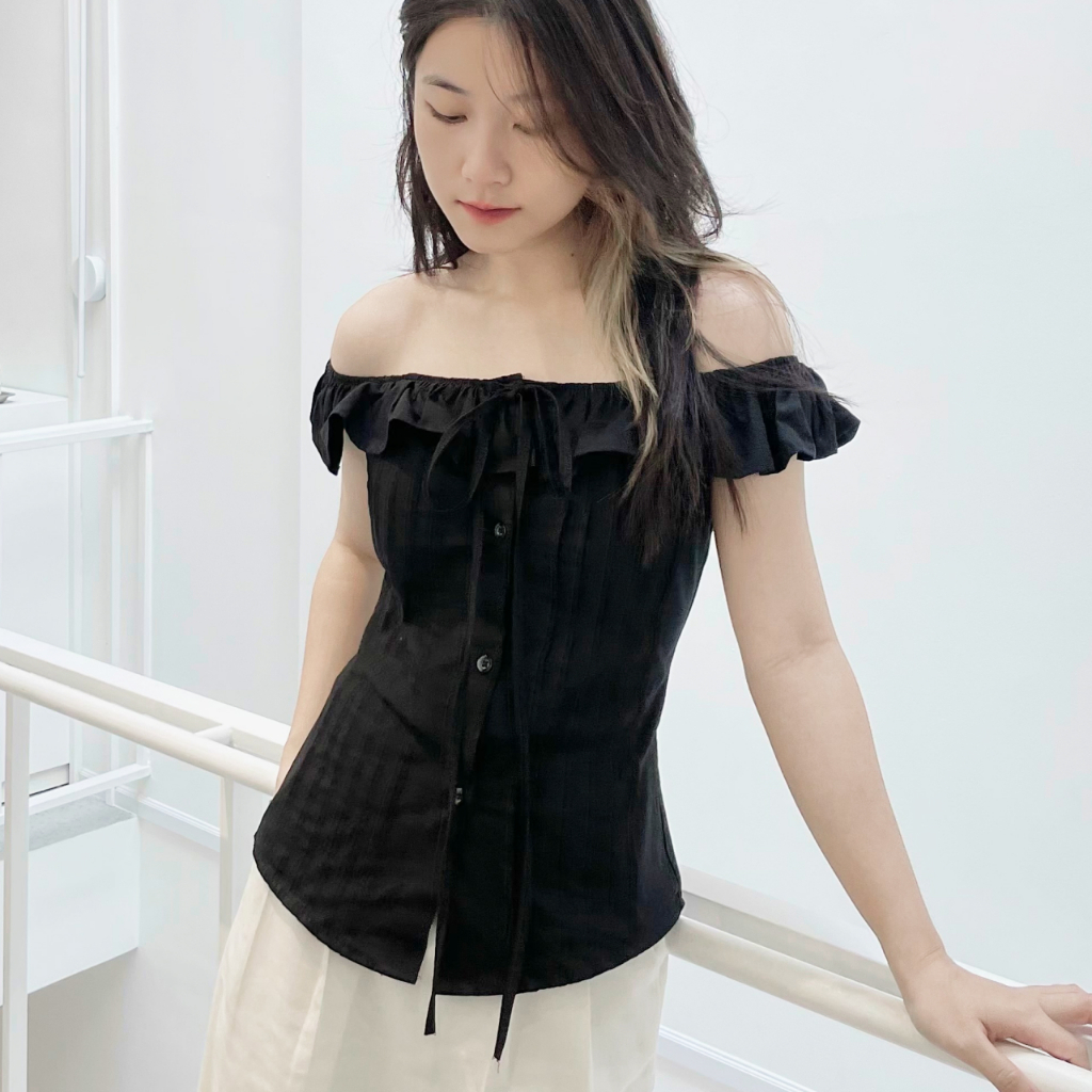 Áo trễ vai xếp ly Hàn Quốc HINA
