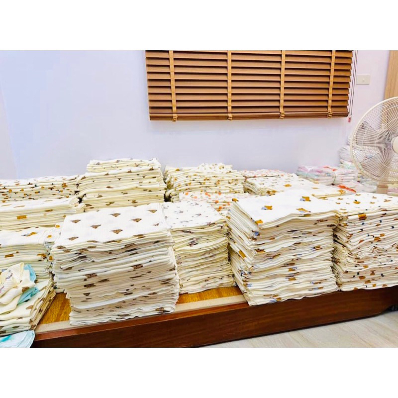 Sét 5 khăn sữa ,vải xô muslin cao cấp 2 lớp mềm mại thấm hút cho bé .