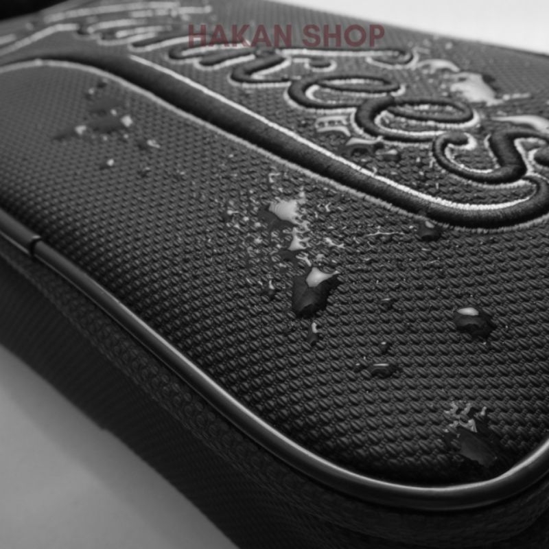 Túi Đeo Chéo Nam MLB YANKEES Logo Thêu 3D Chất Liệu Da Si Chống Nước Có 2 Ngăn Kéo Tiện Lợi Size 24cm*15cm*6cm