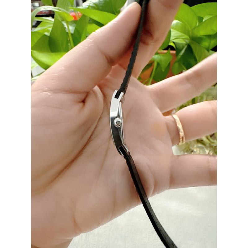 Đồng hồ nữ si nhật dáng tank hiệu Skagen