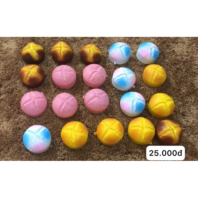 Squishy bánh bơ tỏi mini