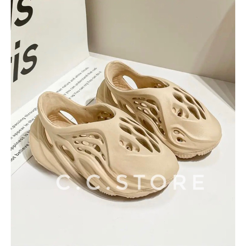 Giày Foam run cho bé