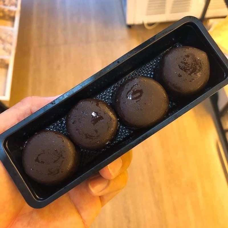 Kem Atom Thái Lan thanh 4 viên